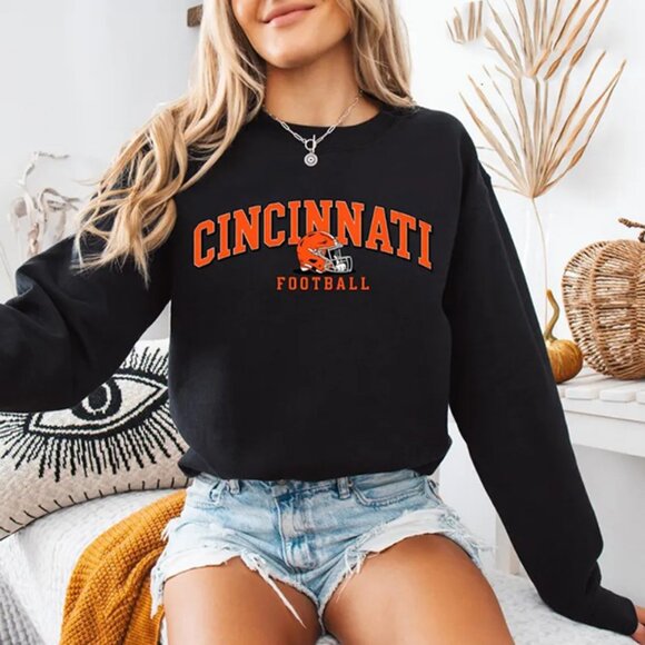 Vintage Style Cincinnati Football Sweatshirt – Retro Bengals Fan Pullover Gift - Picture 1 of 6